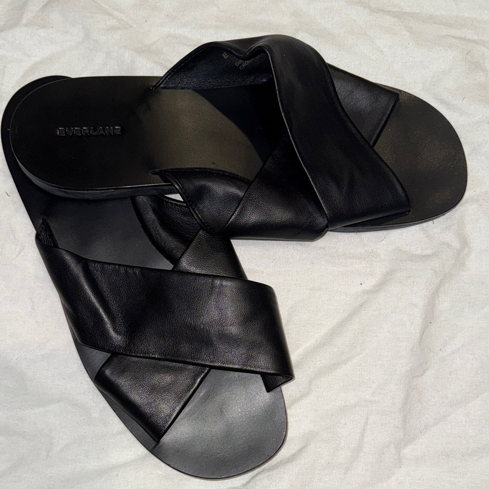 Everlane Black Leather Sandals